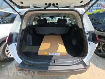2026 Toyota RAV4 Hybrid LE - miniatura 14