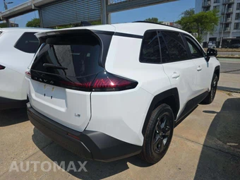 2026 Toyota RAV4 Hybrid LE - miniatura 3