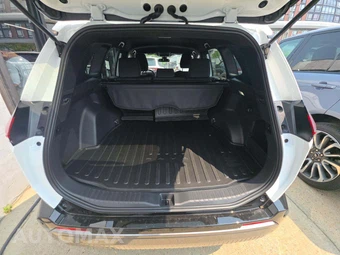 2026 Toyota RAV4 Hybrid SE - miniatura 14