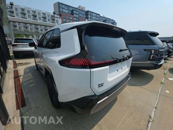 2026 Toyota RAV4 Hybrid SE - miniatura 2