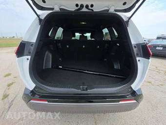 2026 Toyota RAV4 Hybrid SE - miniatura 11