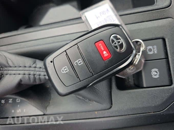 2026 Toyota RAV4 Hybrid SE - miniatura 5