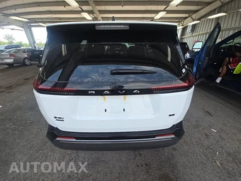 2026 Toyota RAV4 Hybrid SE - miniatura 5