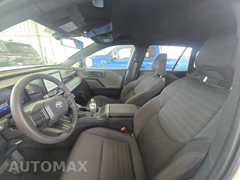 2026 Toyota RAV4 Hybrid SE - miniatura 7