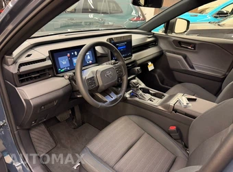 2026 Toyota RAV4 Hybrid SE - miniatura 12