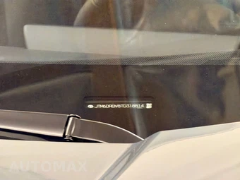2026 Toyota RAV4 Hybrid SE - miniatura 18