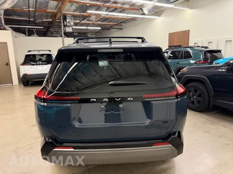 2026 Toyota RAV4 Hybrid SE - miniatura 4