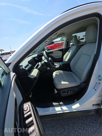 2026 Toyota RAV4 Hybrid XLE Premium - miniatura 3