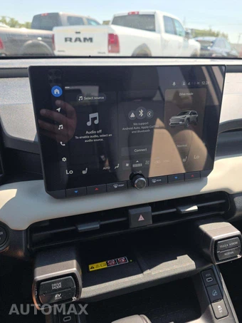 2026 Toyota RAV4 Hybrid XLE Premium - miniatura 7