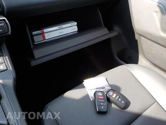 2026 Toyota RAV4 Hybrid XLE Premium - miniatura 24