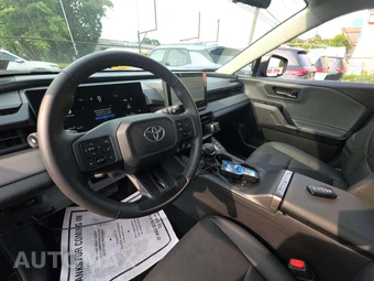 2026 Toyota RAV4 Hybrid XLE Premium - miniatura 10