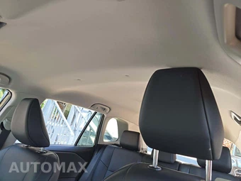 2026 Toyota RAV4 Hybrid XLE Premium - miniatura 11