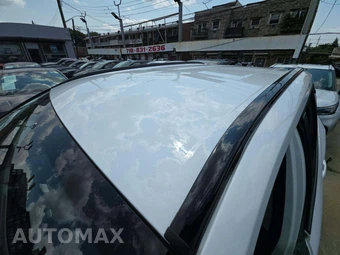 2026 Toyota RAV4 Hybrid XLE Premium - miniatura 12