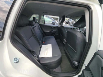 2026 Toyota RAV4 Hybrid XLE Premium - miniatura 16