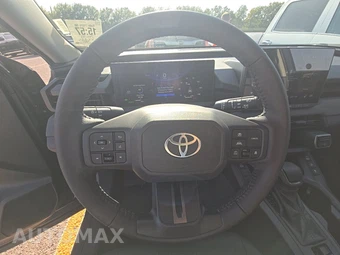 2026 Toyota RAV4 Hybrid XLE Premium - miniatura 10