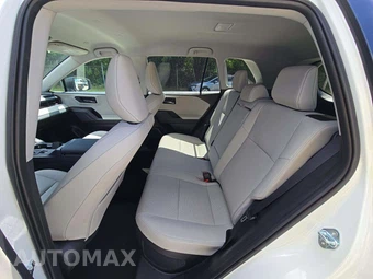 2026 Toyota RAV4 Hybrid XLE Premium - miniatura 10