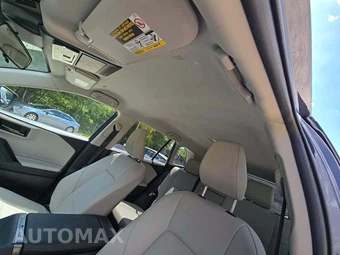 2026 Toyota RAV4 Hybrid XLE Premium - miniatura 8