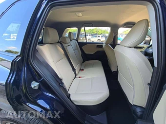 2026 Toyota RAV4 Hybrid XLE Premium - miniatura 13