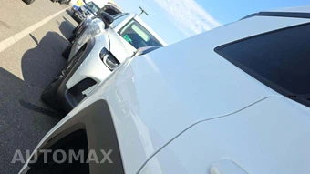 2026 Toyota RAV4 Hybrid XLE Premium - miniatura 25