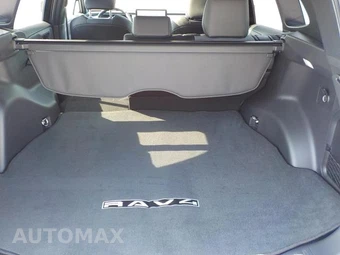 2026 Toyota RAV4 Hybrid XSE - miniatura 8