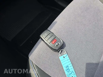 2026 Toyota RAV4 Hybrid XSE - miniatura 8