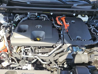 2026 Toyota RAV4 Plug-In Hybrid GR Sport - miniatura 15