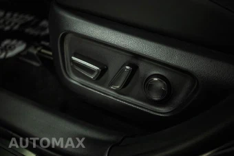 2026 Toyota RAV4 Plug-In Hybrid GR Sport - miniatura 16
