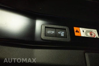 2026 Toyota RAV4 Plug-In Hybrid GR Sport - miniatura 7
