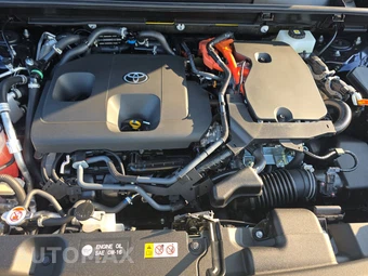 2026 Toyota RAV4 Plug-In Hybrid SE - miniatura 15