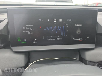 2026 Toyota RAV4 Plug-In Hybrid SE - miniatura 12