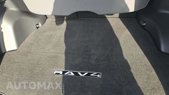 2026 Toyota RAV4 Plug-In Hybrid SE - miniatura 19