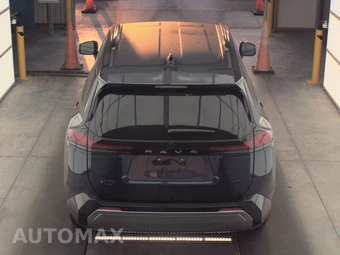 2026 Toyota RAV4 Plug-In Hybrid SE - miniatura 5