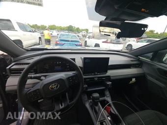 2026 Toyota RAV4 Plug-In Hybrid SE - miniatura 17