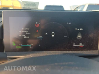 2026 Toyota RAV4 Plug-In Hybrid SE - miniatura 12