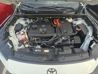 2026 Toyota RAV4 Plug-In Hybrid SE - miniatura 22