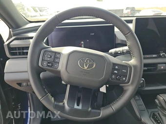 2026 Toyota RAV4 Plug-In Hybrid SE - miniatura 10