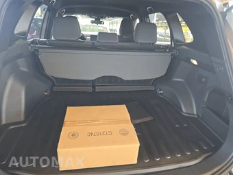 2026 Toyota RAV4 Plug-In Hybrid SE - miniatura 16