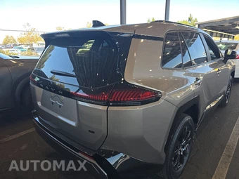 2026 Toyota RAV4 Plug-In Hybrid SE - miniatura 4