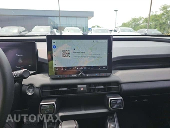 2026 Toyota RAV4 Plug-In Hybrid SE - miniatura 10