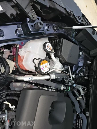 2026 Toyota RAV4 Plug-In Hybrid SE - miniatura 22