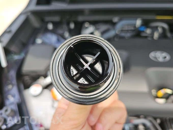 2026 Toyota RAV4 Plug-In Hybrid SE - miniatura 23