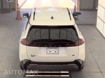 2026 Toyota RAV4 Plug-In Hybrid SE - miniatura 6