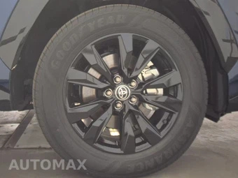 2026 Toyota RAV4 Plug-In Hybrid SE - miniatura 10