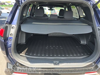 2026 Toyota RAV4 Plug-In Hybrid SE - miniatura 23