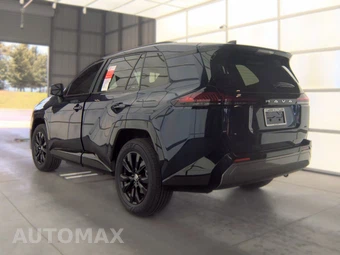 2026 Toyota RAV4 Plug-In Hybrid SE - miniatura 8
