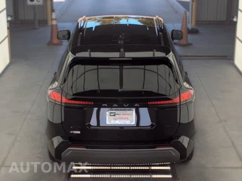 2026 Toyota RAV4 Plug-In Hybrid SE - miniatura 6