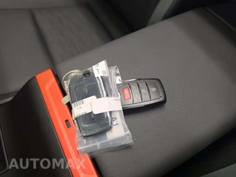 2026 Toyota RAV4 Plug-In Hybrid Woodland - miniatura 8