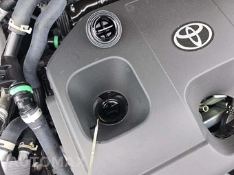2026 Toyota RAV4 Plug-In Hybrid XSE - miniatura 20