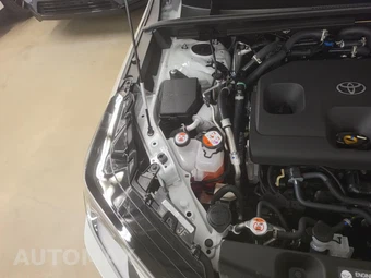 2026 Toyota RAV4 Plug-In Hybrid XSE - miniatura 21