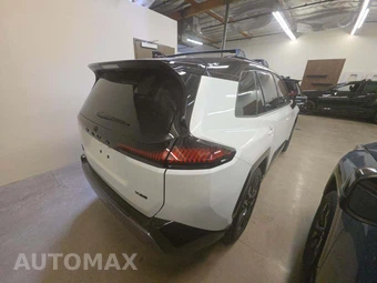 2026 Toyota RAV4 Plug-In Hybrid XSE - miniatura 3